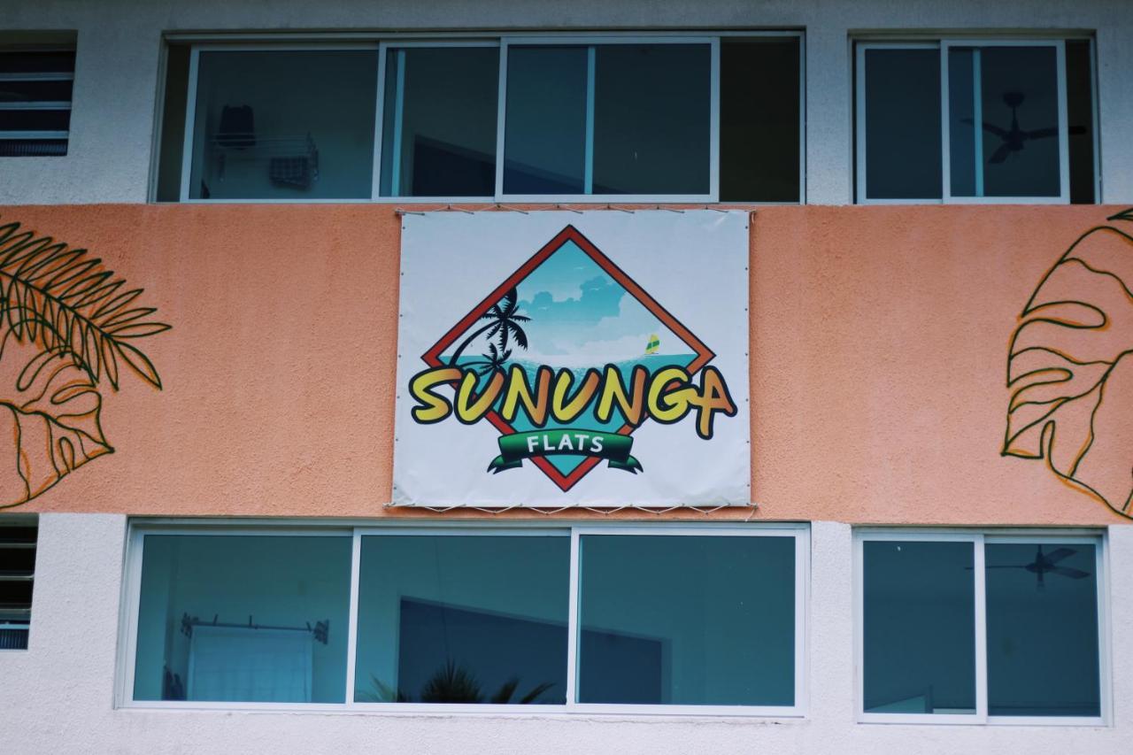 Chales Sununga Flats A 1 Minuto Da Praia Убатуба Экстерьер фото